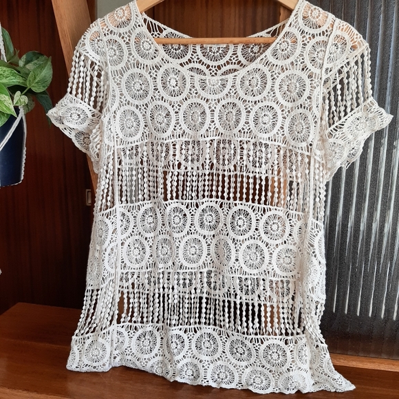 Lovely 153 Tops - Beige Off-white Crochet Boho Festival Top Lace